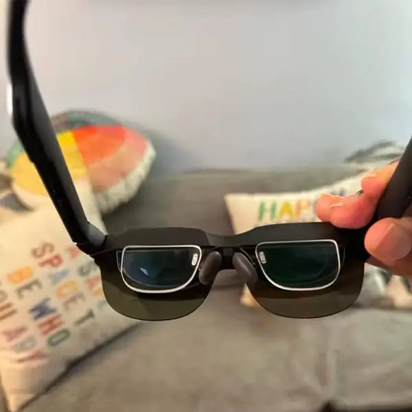 Real view of prescription lenses installed in RayNeo Air 2S 3S 3S Pro glasses