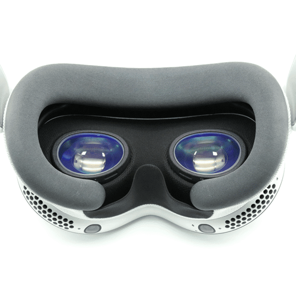 apple+vision+pro+prescription+lenses-3 Interior view of Apple Vision Pro showing installed prescription lenses for VR clarity