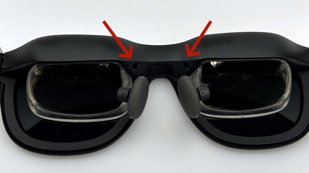 How to install your lenses 5 Prescription lens installation for XREAL One and One Pro with rubber piece removal