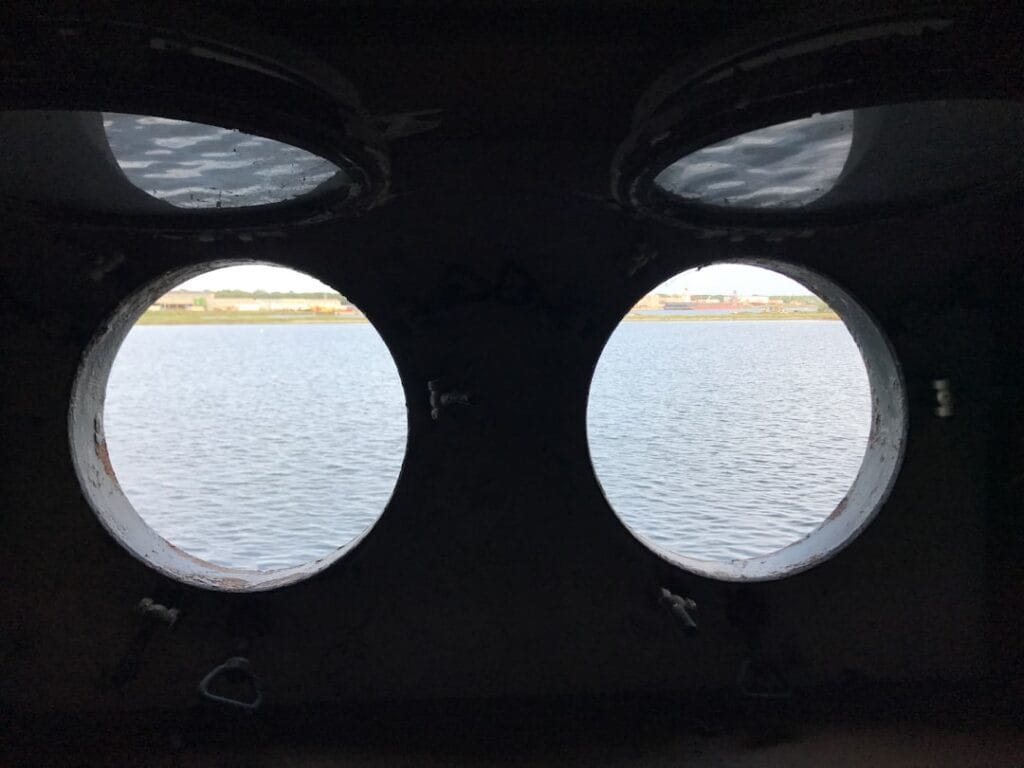 Adjusting Oculus Rift for glasses