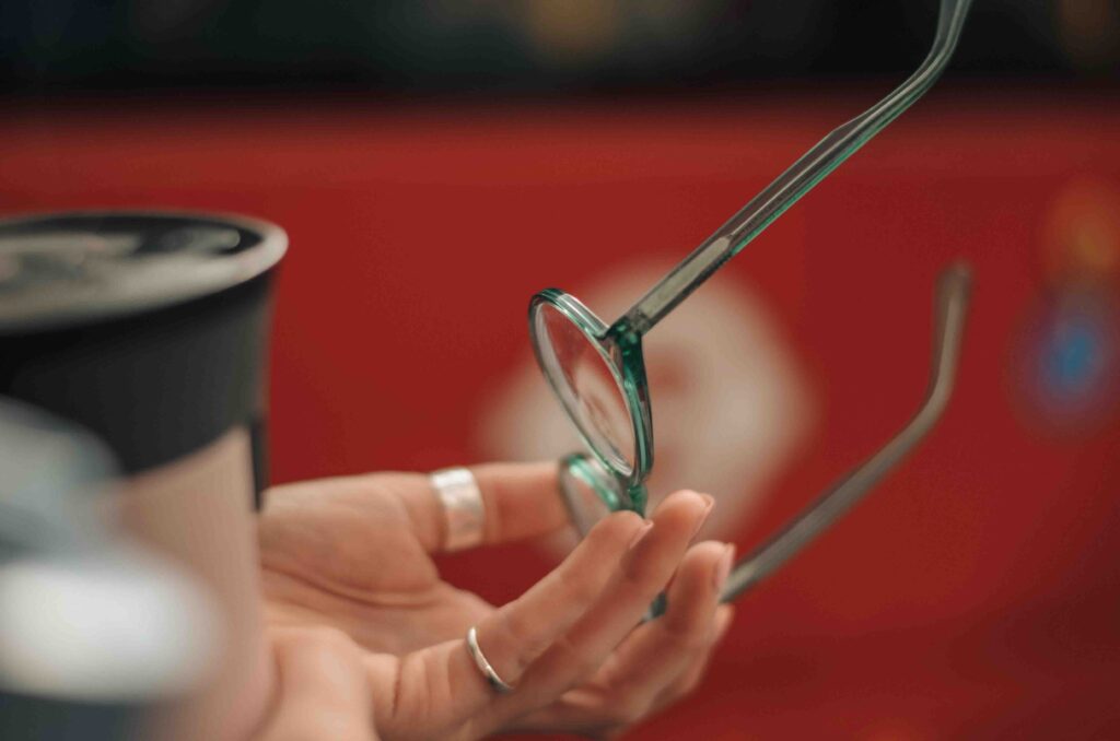 can you put prescription lenses in meta glasses 3 Person adjusting prescription lenses in Ray-Ban Smart Glasses