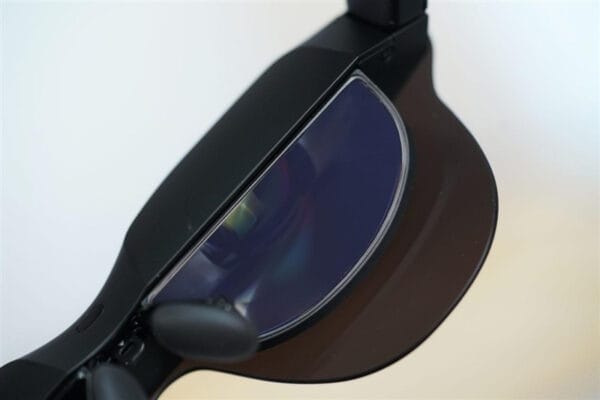 Close-up of ANNKUTVR custom prescription lenses for RayNeo Air 4 / 4s / 4s Pro, showcasing frameless design and precision craftsmanship.