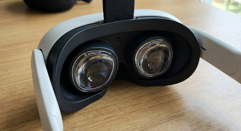 Is It Safe to Wear Glasses Inside Meta Quest 3? Read This Before You Play 2 Interior view of a Meta Quest 3 headset with custom ANNKUTVR prescription lens inserts seamlessly installed over the stock pancake lenses, providing a safe and clear alternative to wearing glasses.