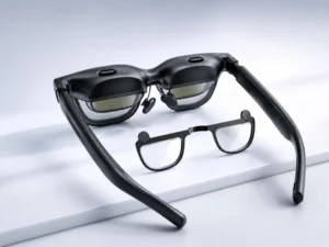 VITURE Luma XR glasses with detachable prescription lens inserts for custom vision correction.
